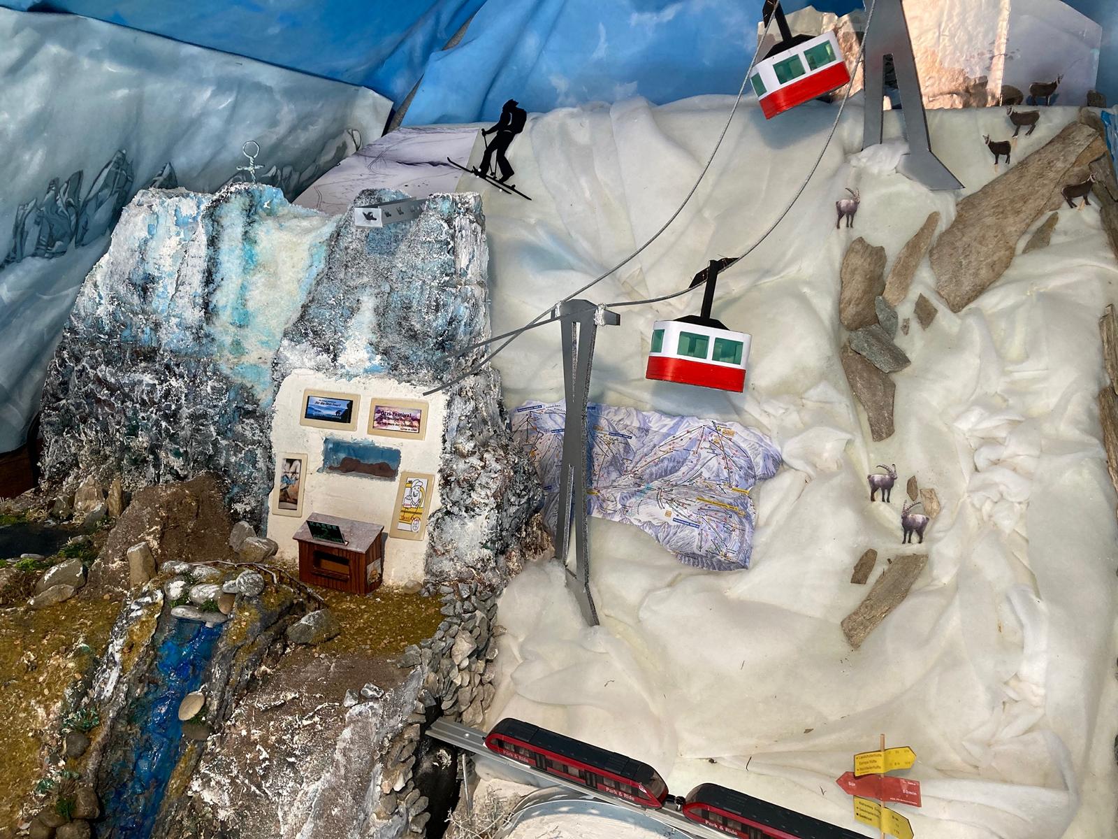 Innenansicht des Biwaks, Foto: Brugger