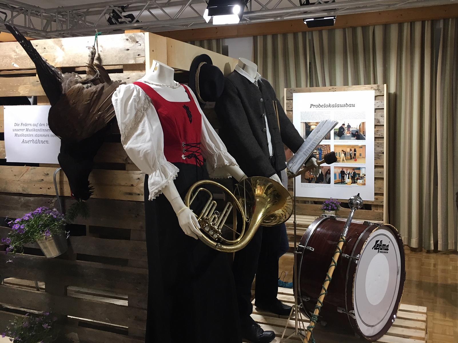 Chronikausstellung 20 Jahre Musikkapelle Thurn im Gemeindezentrum, Foto: Stangl