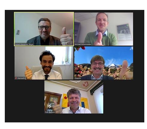 Die Vertreter der einzelnen Regionen wollen gemeinsam an einem Strang ziehen: Robert Steger (Gesch&auml;ftsf&uuml;hrer Regional Management Pustertal), Michael Hohenwarter (Gesch&auml;ftsf&uuml;hrer Regionsmanagement Osttirol), Hannes Niederkofler (Pr&auml;sident Regional Manageme