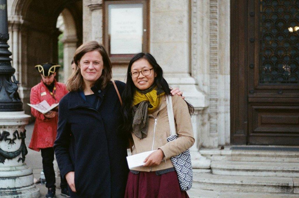 Judith Benedikt und Weina Zhao in Wien, Foto: Marianne Borowiec