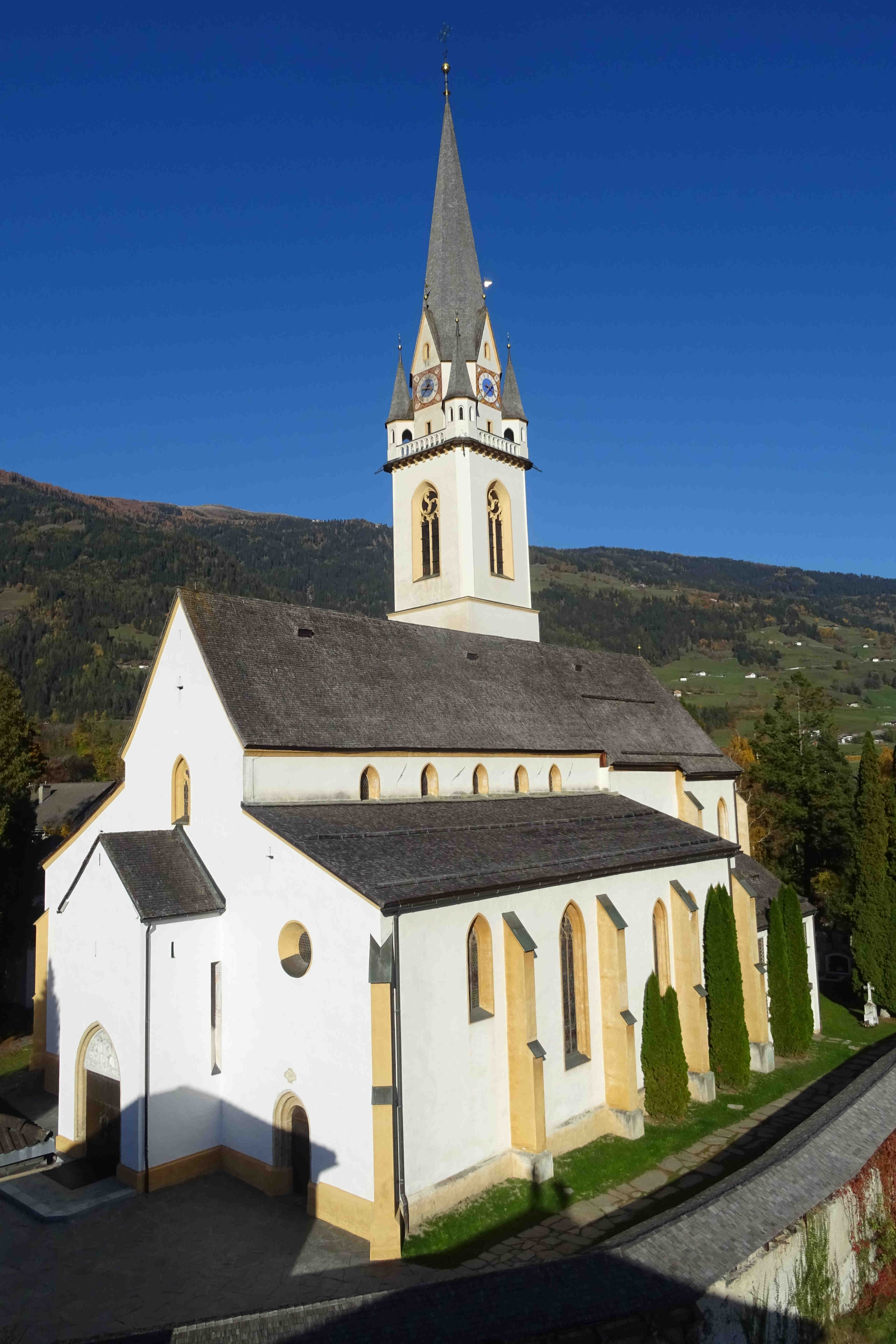 Mit einer neuen H&ouml;ranlage will man in der Pfarrkirche St. Andr&auml; h&ouml;rgeschw&auml;chten Menschen das Verstehen erleichtern. Foto: Georg Webhofer