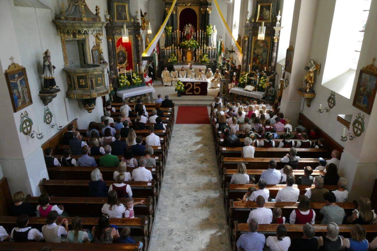 Festlicher Gottesdienst in Virgen. Foto: Franz Berger