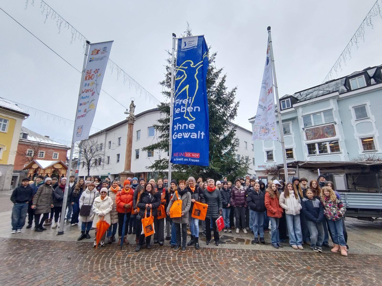 Das Gymnasium und die Dominikanerinnen Lienz beteiligten sich an der Initiative.