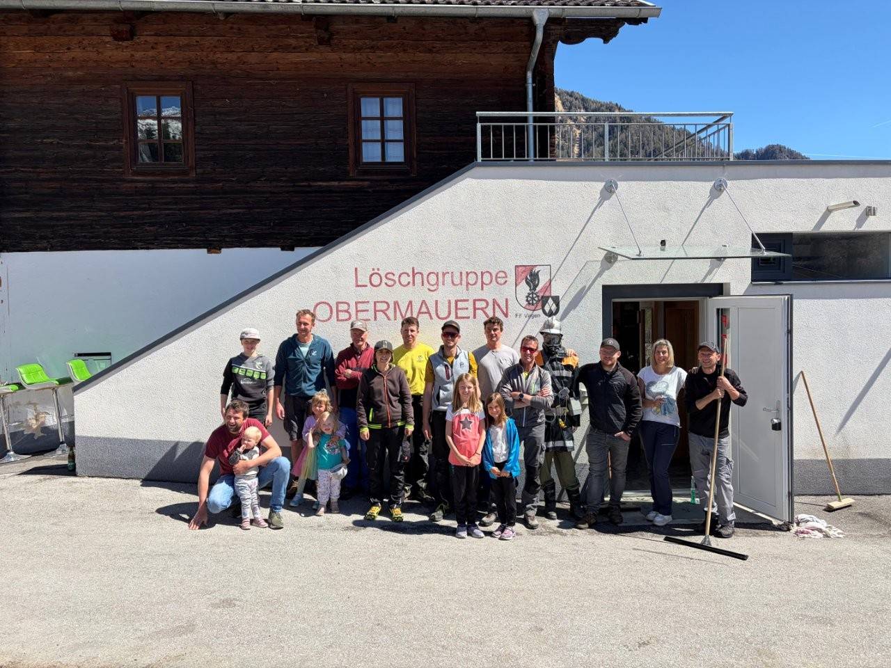 Dorfreinigung Foto: Vereine und Gemeinde Virgen