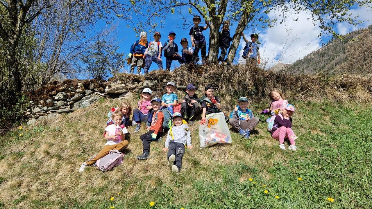 Dorfreinigung Foto: Vereine und Gemeinde Virgen