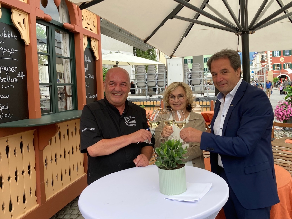 Kulinarische Sommerfrische am Lienzer Hauptplatz er&ouml;ffnet
