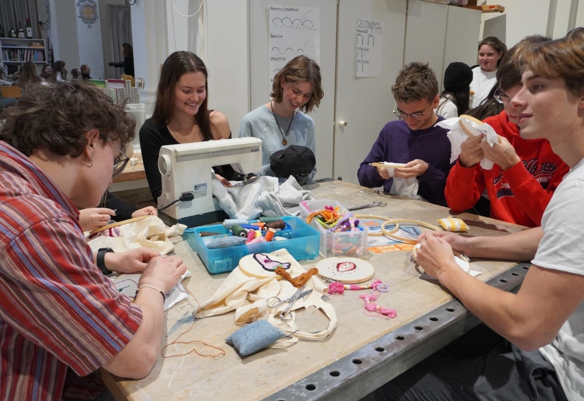 Nachhaltig chic: Kleidertausch-Party in Lienz