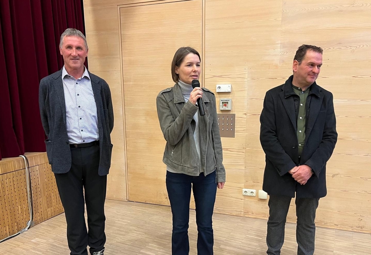 Uni im Dorf: &bdquo;&Uuml;ber Grenzen denken&ldquo;