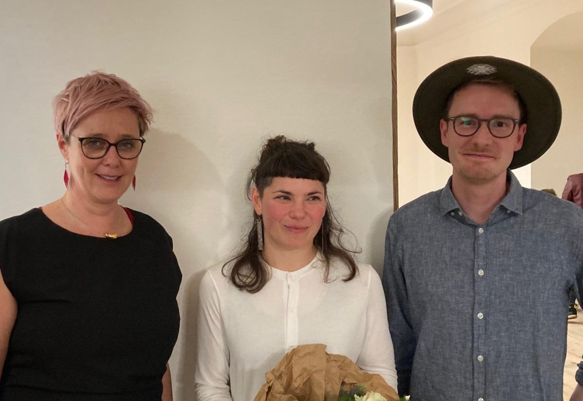 &bdquo;Drinnen-Drau&szlig;en&ldquo;: Kunstvielfalt im Anraser Pfleghaus