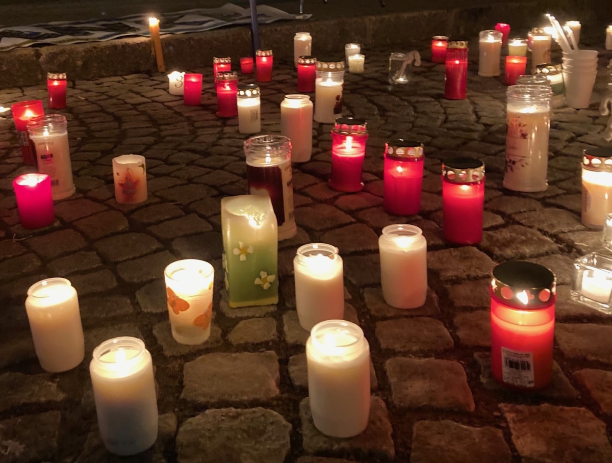 Lichtermeer f&uuml;r den Frieden am Nationalfeiertag in Lienz