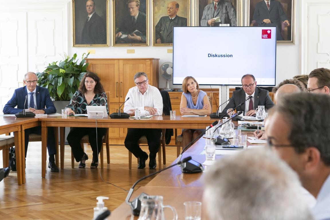 Land und Sozialpartner schn&uuml;ren Anti-Teuerungspaket