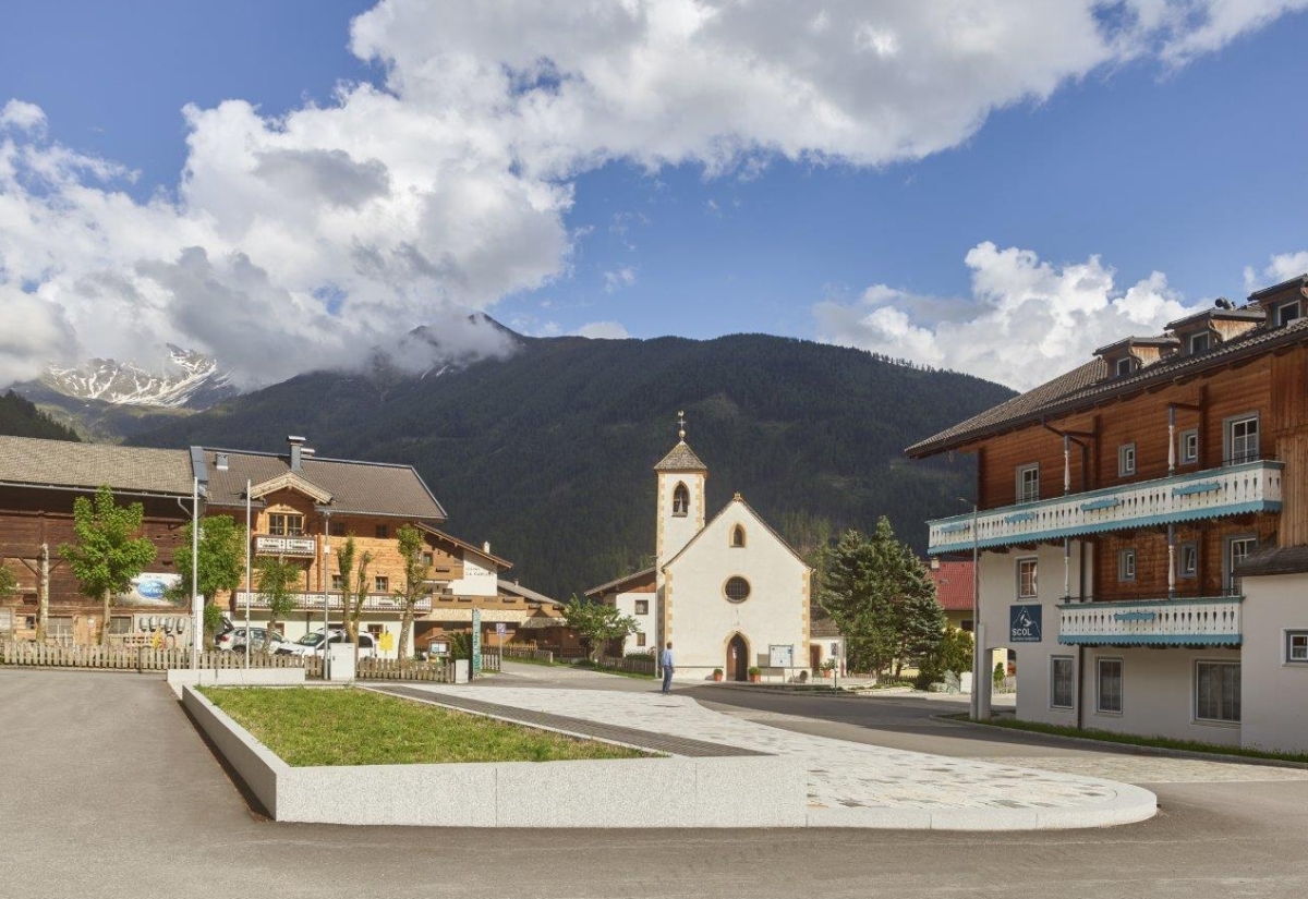 Neuer Dorfplatz f&uuml;r Kals-Gro&szlig;dorf