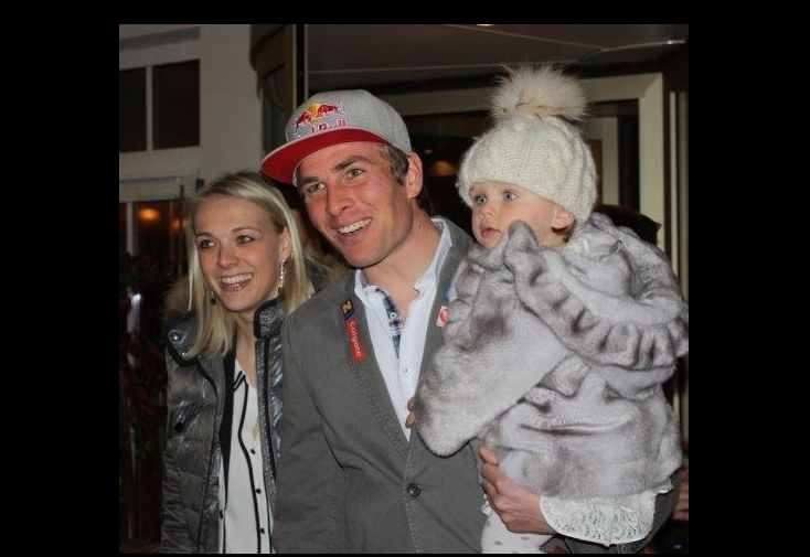 Familie Grissmann freut sich &uuml;ber den Gold-Burschen