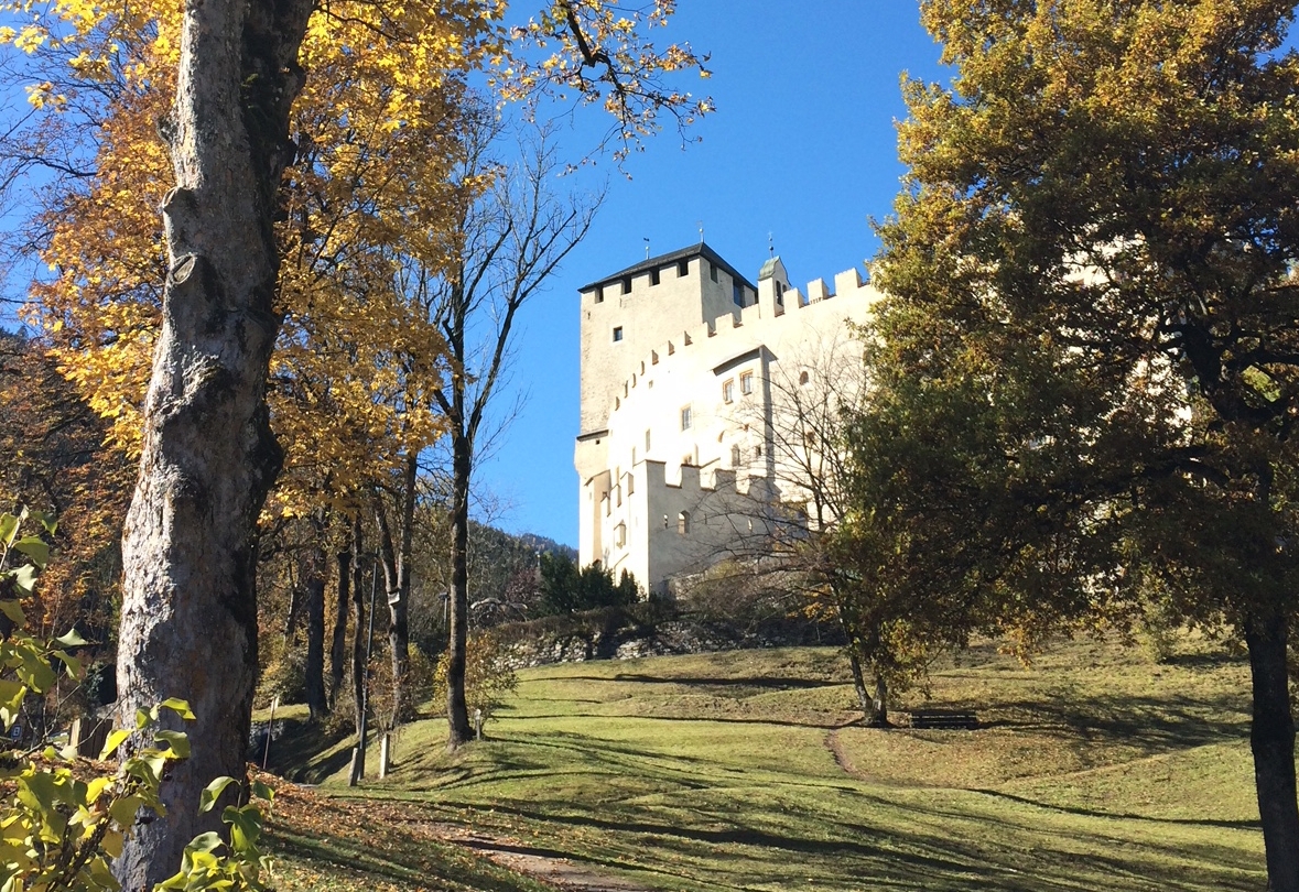 Schloss Bruck: Saisonfinale mit Oswald Kollreider