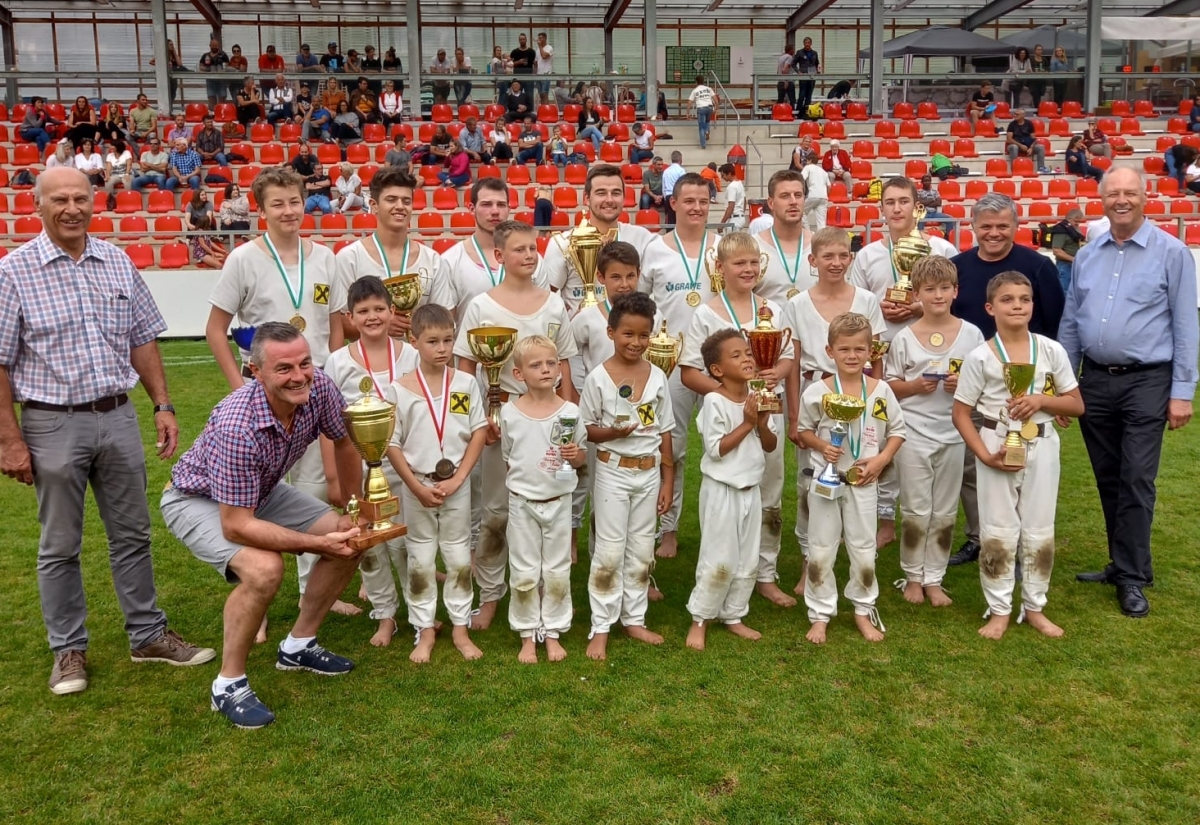 Osttiroler Ranggler verteidigen Tiroler Meistertitel