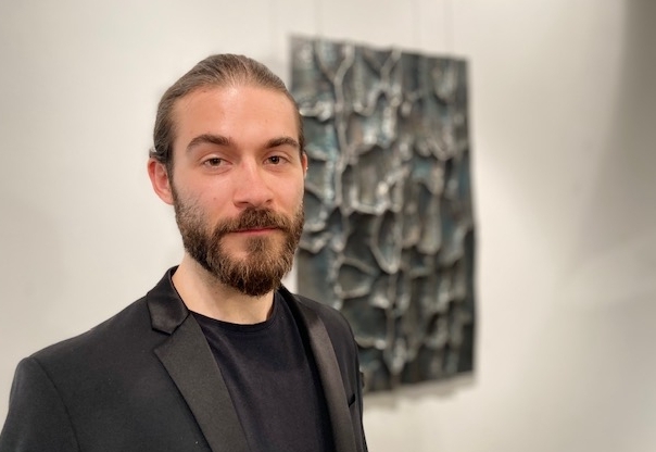 Christian Pr&uuml;nster zeigt Innen und Au&szlig;en