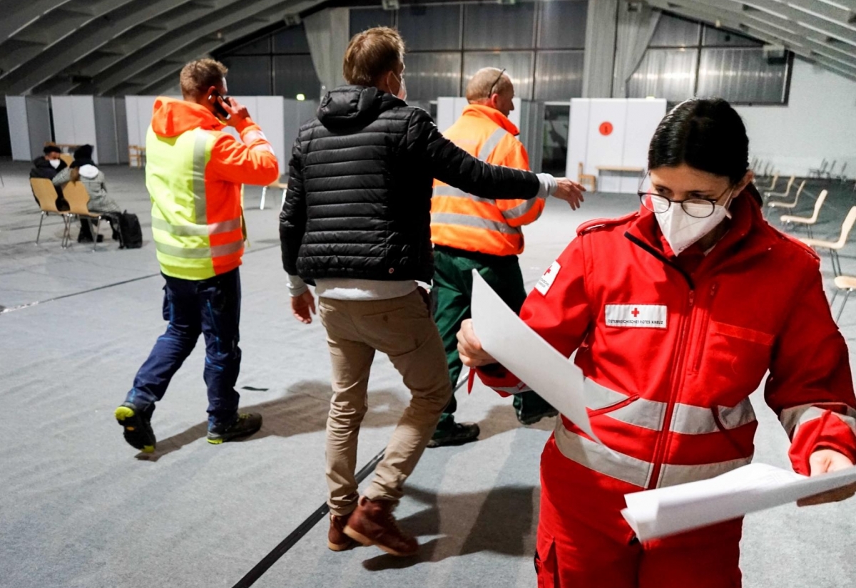 Erfolgreiche  Bombenentsch&auml;rfung dank vieler Einsatzkr&auml;fte