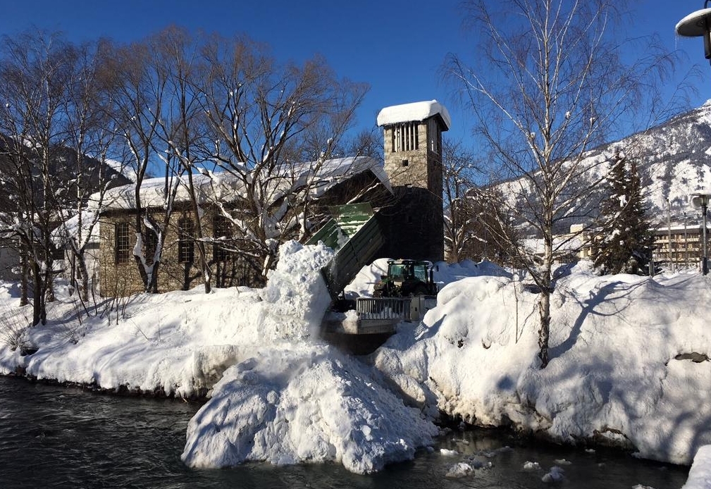 Tiroler Fischereiverband warnt vor Giftstoffen im R&auml;umschnee