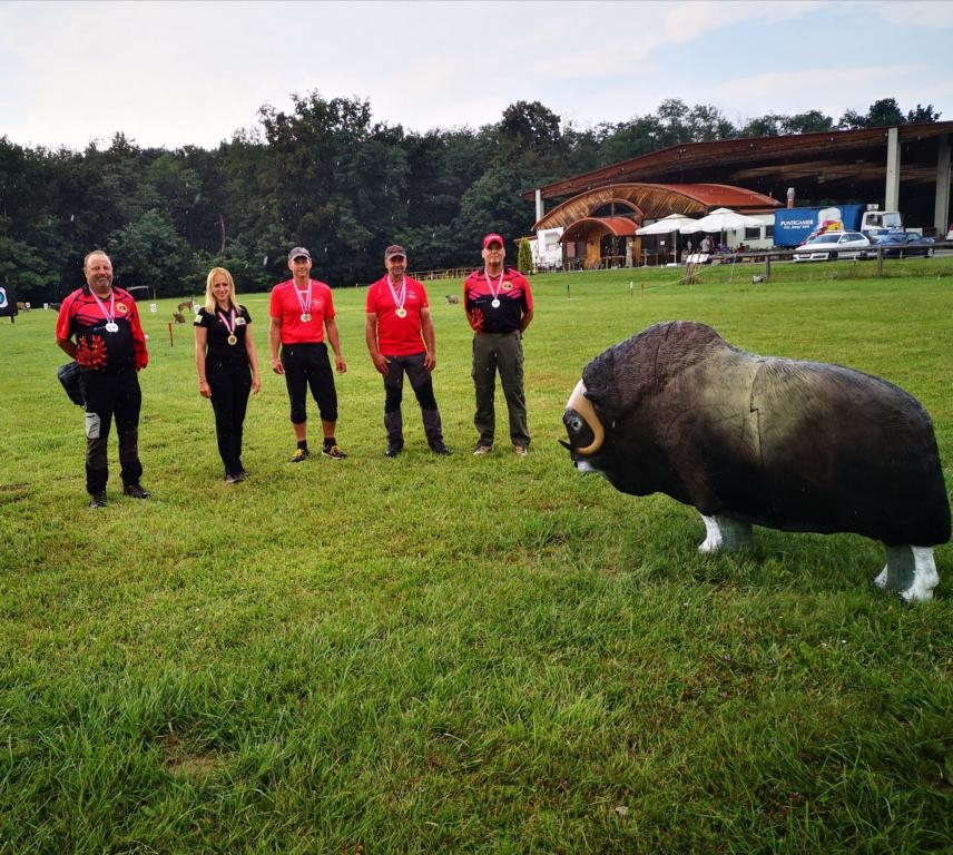 Osttirols Bogensch&uuml;tzen treffsicher bei Staatsmeisterschaft