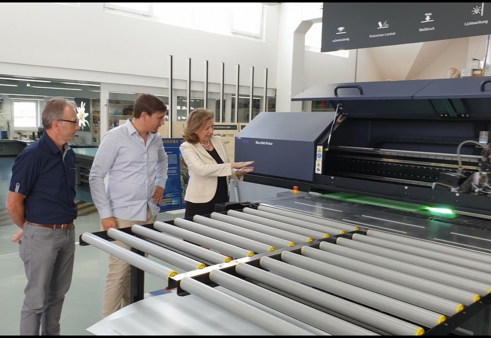 LR Zoller-Frischauf zufrieden mit Tiroler Firmen nach der Krise