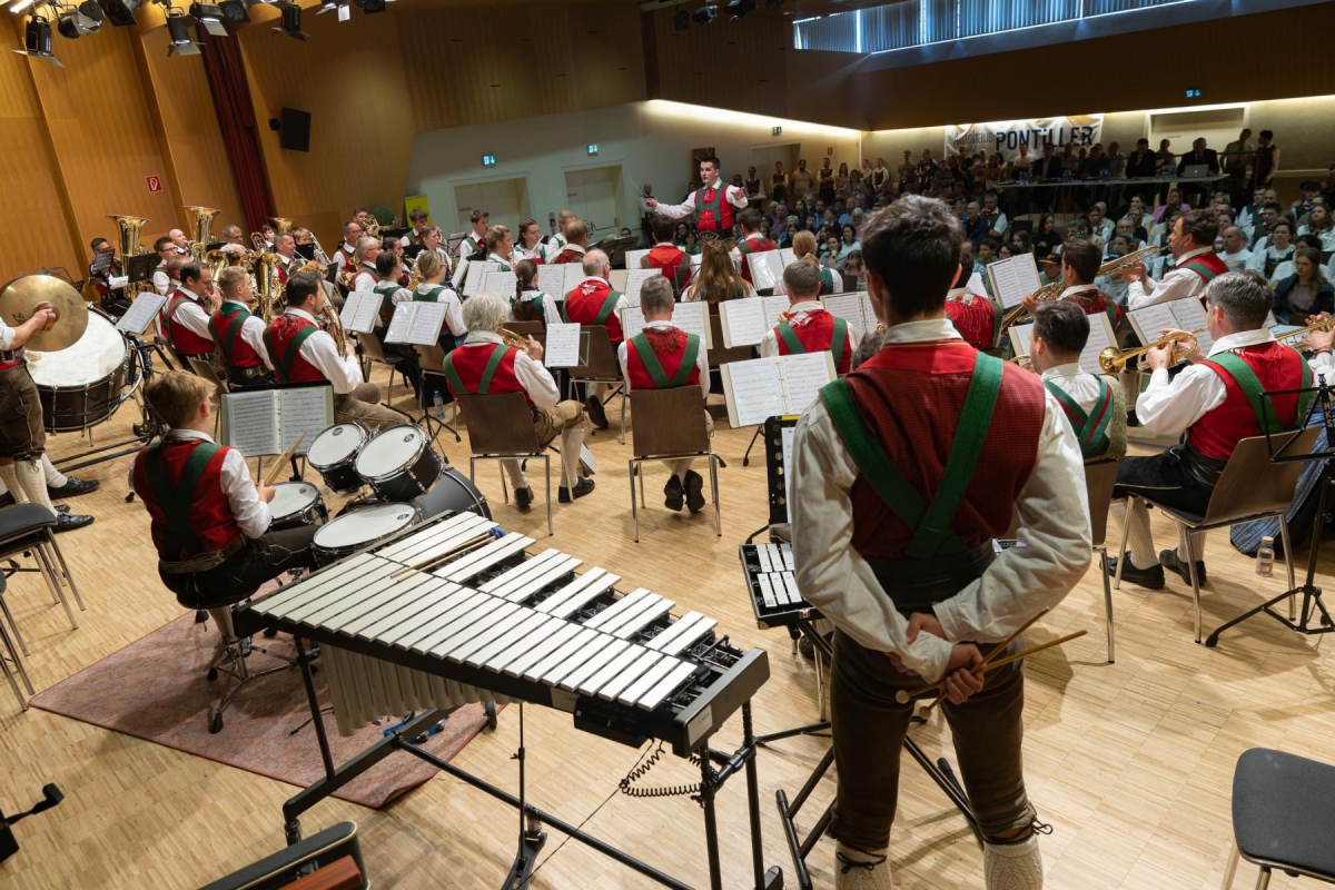 Klangvolle Leistungsschau der Osttiroler Kapellen