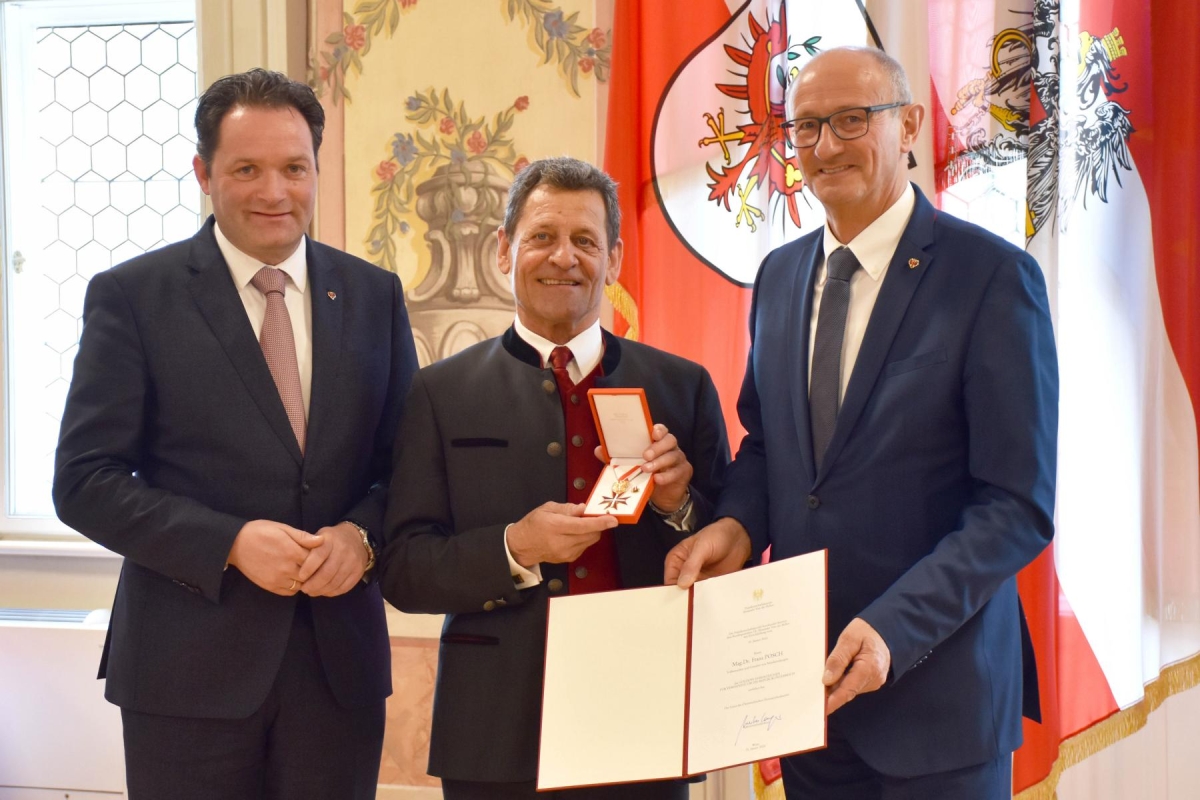 Franz Posch: Goldenes Ehrenzeichen verliehen