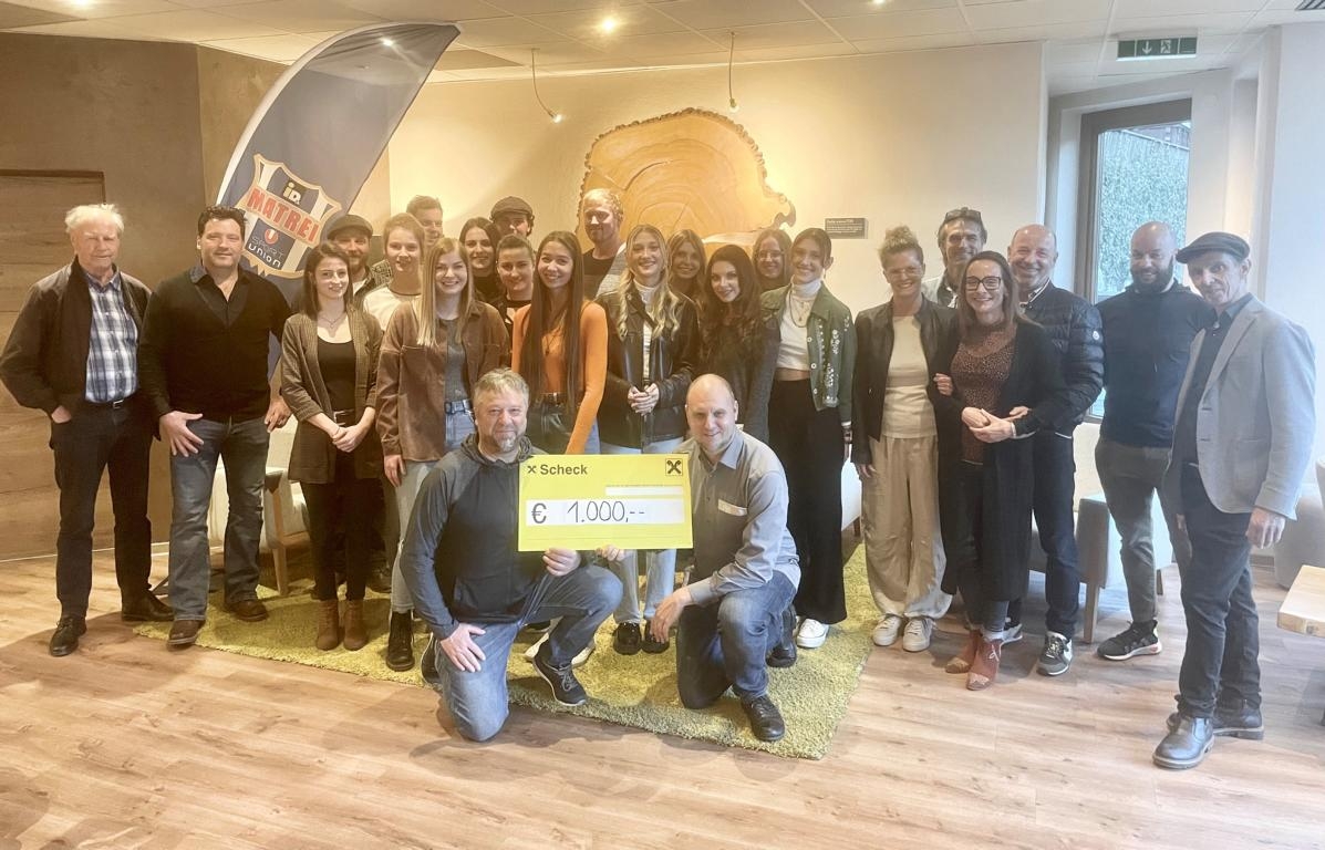 Matrei: Preis&uuml;bergabe nach Union-Maskenball-Onlinevoting