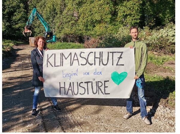 Kundgebung gegen die geplante M&ouml;belix-&Uuml;bersiedelung