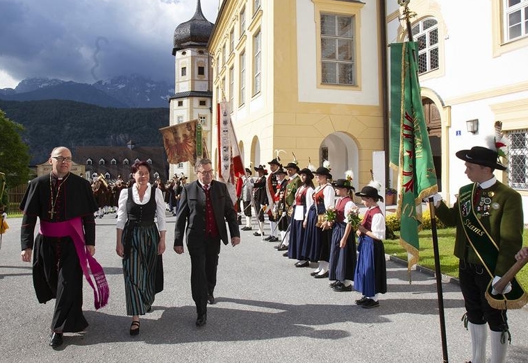 Herzjesu in Tirol: Tag der Herzlichkeit
