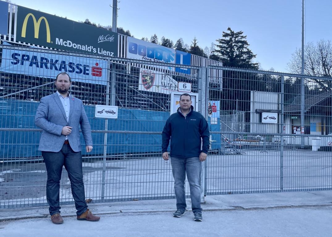 NEOS fordern Konzept f&uuml;r Eislaufplatz in Lienz