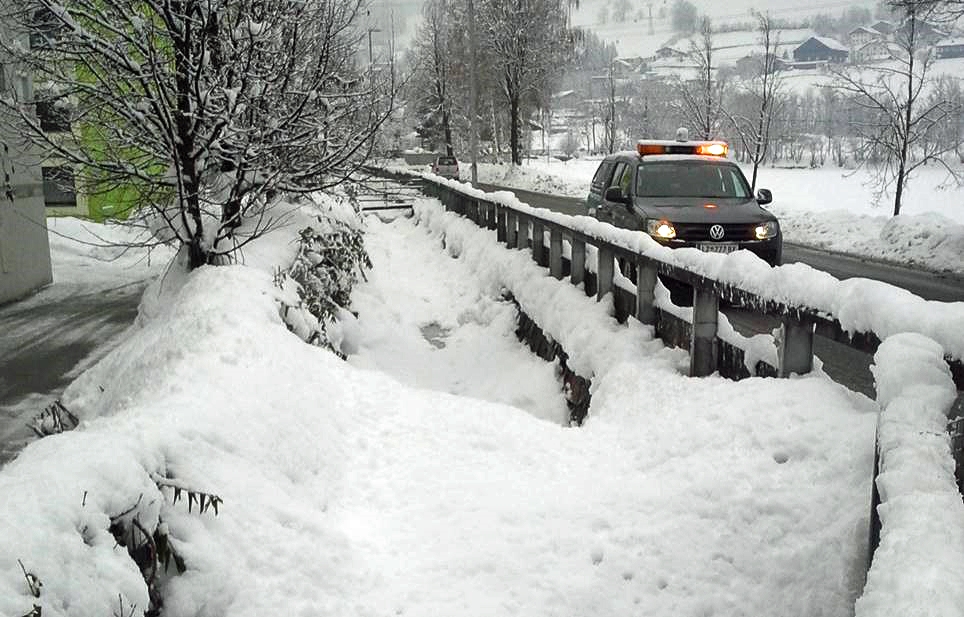 Stadtgemeinde appelliert: keine Schneeablagerung in B&auml;chen