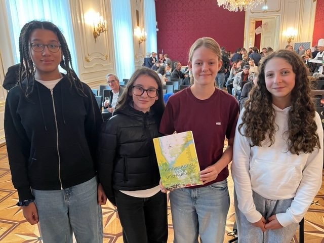 Von B&uuml;chern und Menschen, Ausgabe vom 12.11.2024