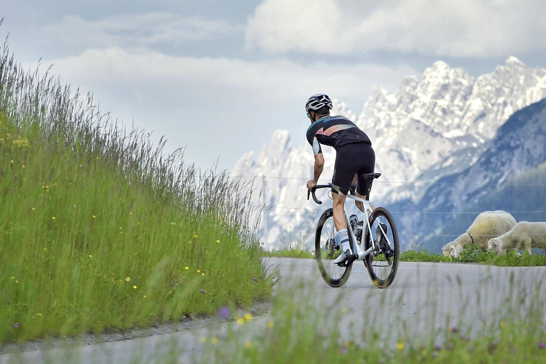 Traumhafte Radstrecken um die Lienzer Dolomiten (c) J&uuml;rgen Amann/BVA Bike Media
