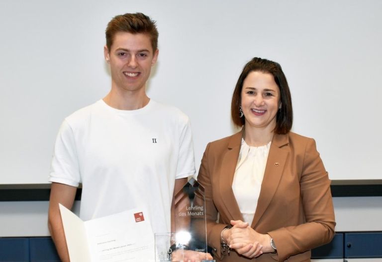 Lehrling des Monats kommt aus D&ouml;lsach