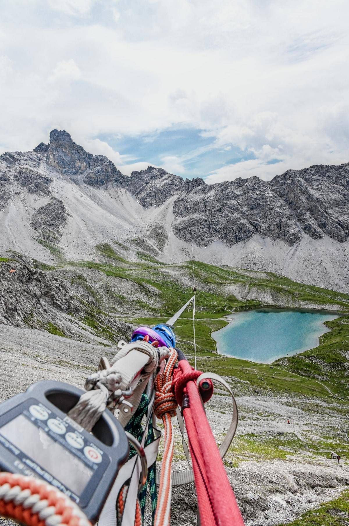 Die Gruppe war mit alpinen Bedingungen vertraut und im Aufbau geschult.