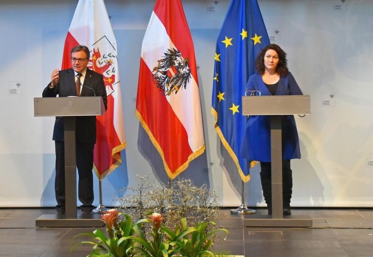 Sperrstunde in Tiroler Lokalen ab Freitag um 22 Uhr