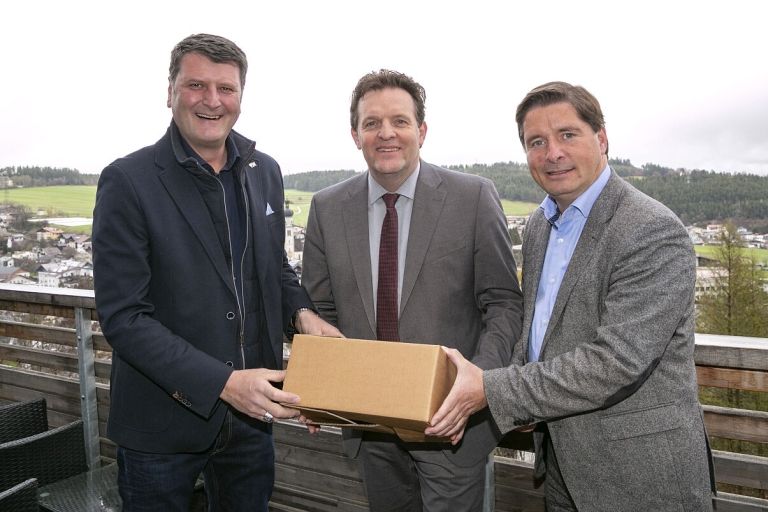 Wiederverwerter pl&auml;dieren f&uuml;r hochwertige Abfallsammlung