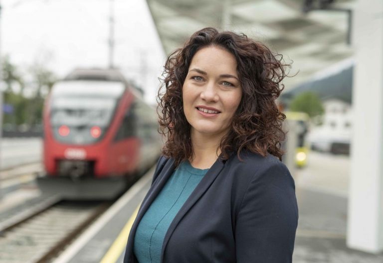 Land Tirol investiert 259 Mio Euro in Schiene und Stra&szlig;e