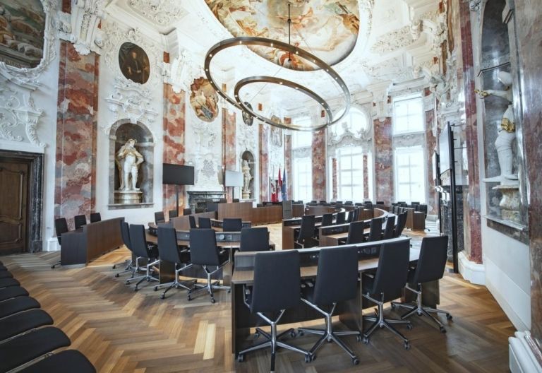 Landtag beschlie&szlig;t mehrheitlich Tiroler Landesbudget 2024