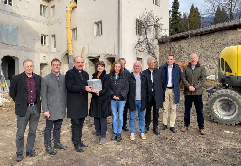 Im Pfarrhaus St. Andr&auml; entsteht &bdquo;Basislager&ldquo; der Bildung