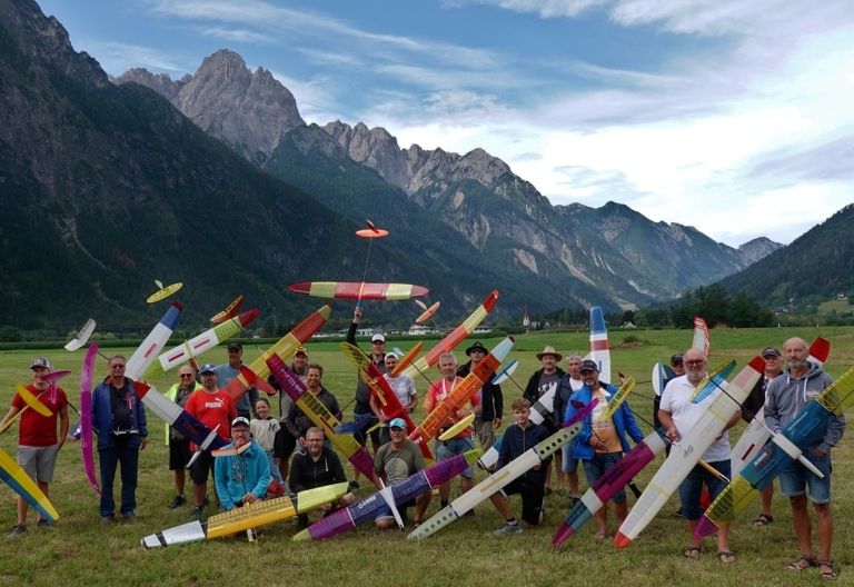 Punktlandung beim Modellfliegerclub Lienz