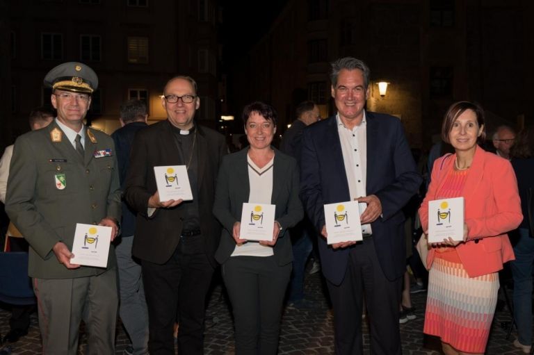 Dankesfeier f&uuml;r Caritasdirektor Georg Sch&auml;rmer