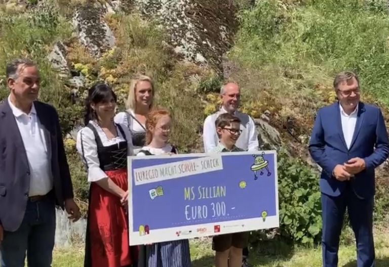 Landeshauptmann stolz auf Schulen aus dem Oberland