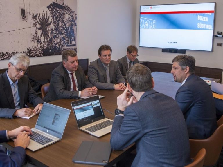 Tirol, S&uuml;dtirol und Bayern arbeiten an Transit-Management