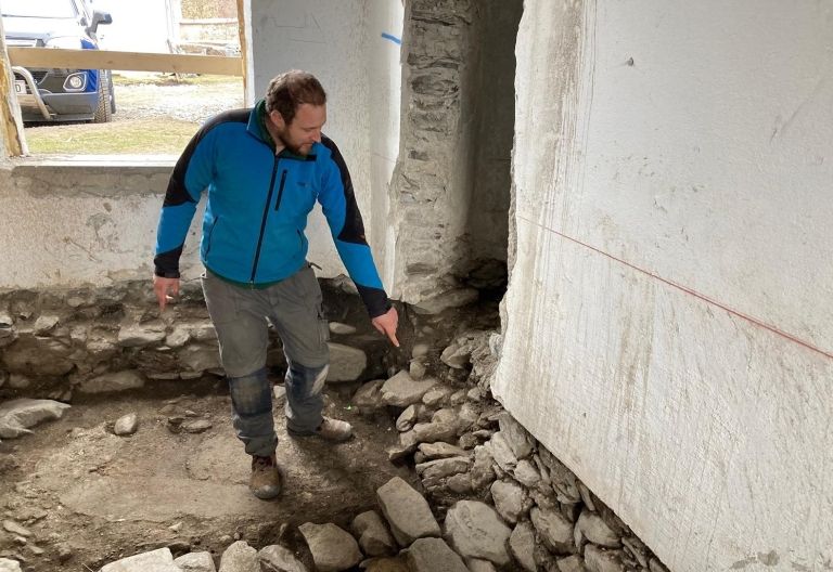 Baustelle legt Mauerreste aus der R&ouml;merzeit frei