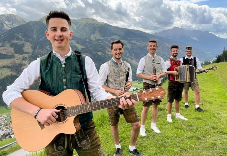 &bdquo;OB&ldquo;-Serie: Musik in allen Stilen &ndash; &bdquo;Die Sillianer Buibm&ldquo;