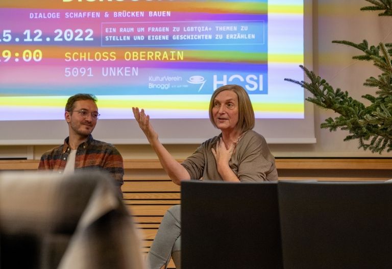 15. Feber: In Oberdrauburg findet ein "QueerTalk" statt