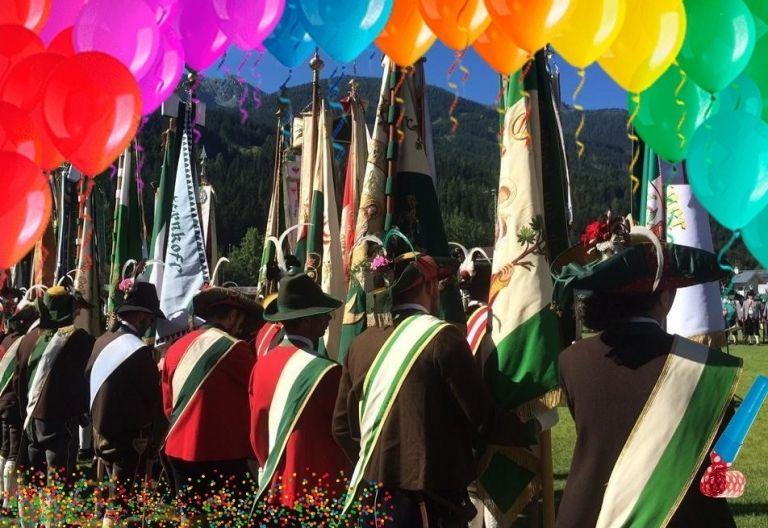 Fasching 2021: Sch&uuml;tzen f&uuml;r Tirol