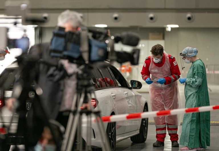 Mehr Coronatests sollen auch Wirtschaft absichern