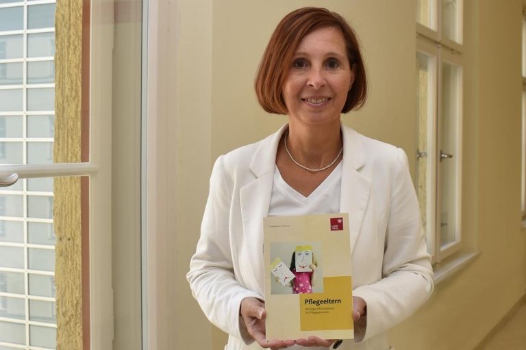 Gro&szlig;er Bedarf an Pflegefamilien in Tirol